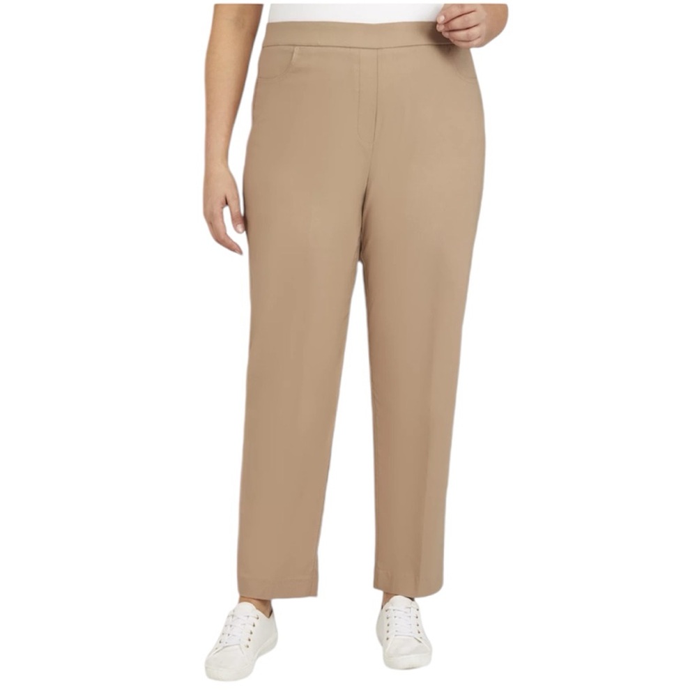 ALFRED DUNNER SUPER STRETCH CROPPED PANTS